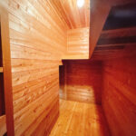 【1階階段下納戸】