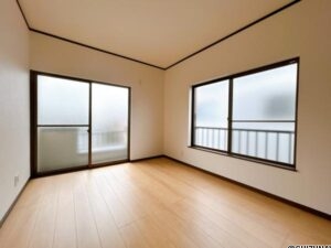 吉原【リフォーム済み・2階洋室】