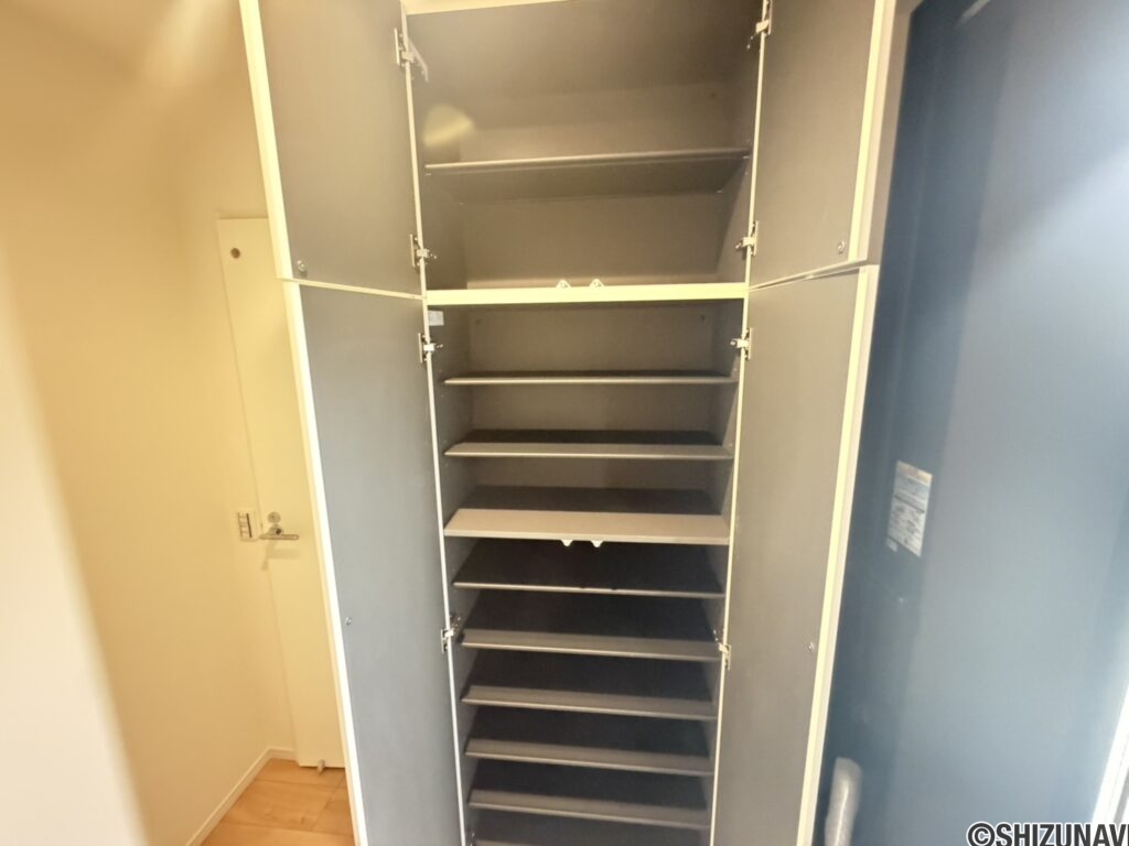 玄関収納