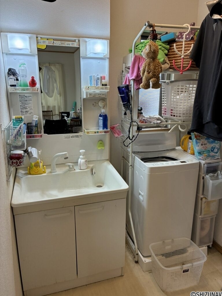 函南町仁田　中古住宅　内観