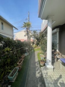 玄関アプローチ