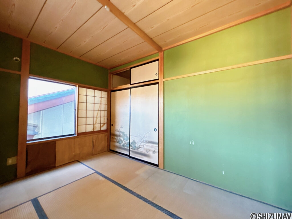 【2階6帖和室】