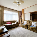 【リビング】残置物は処分してクリーニングいたします。