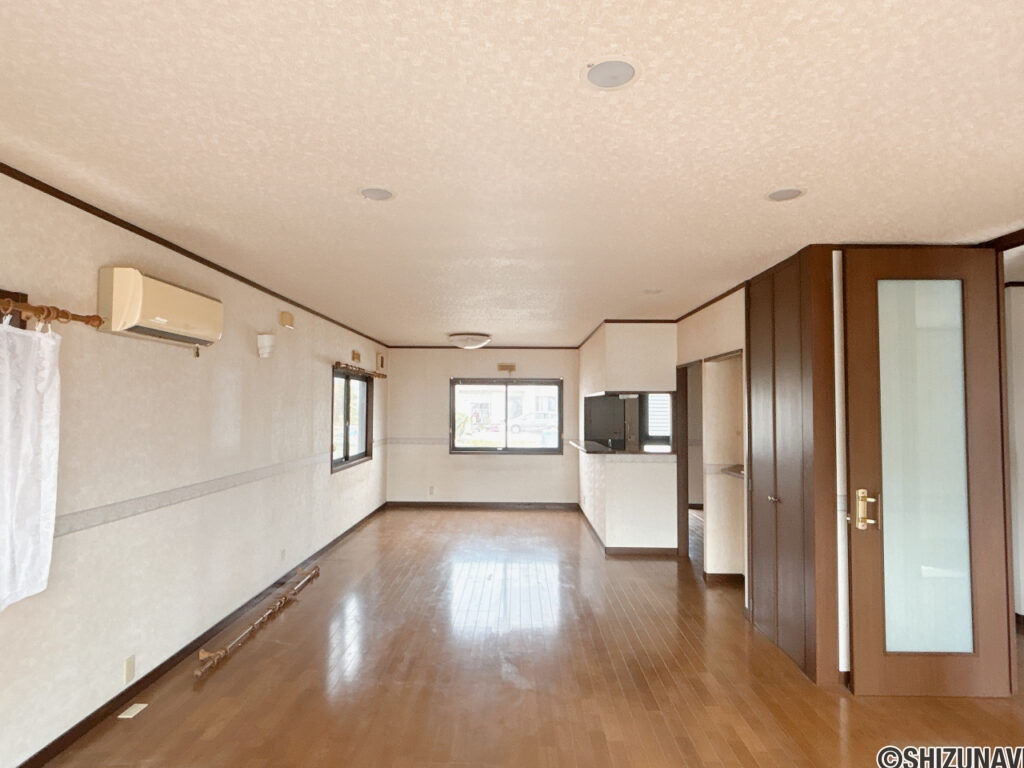 カチタス　住吉　リビング