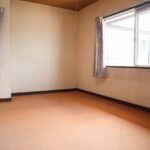 2階洋室（約9帖）