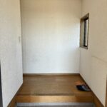 玄関①