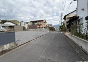 前面道路4.5m、敷地まわりが開けていて開放的♪