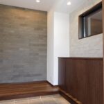 明るい玄関スペース