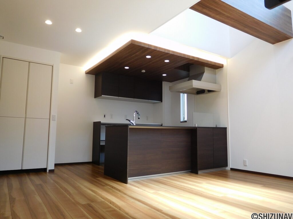 リビングダイニング