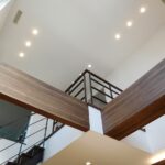 吹き抜けで圧迫感の無い明るく開放感があります