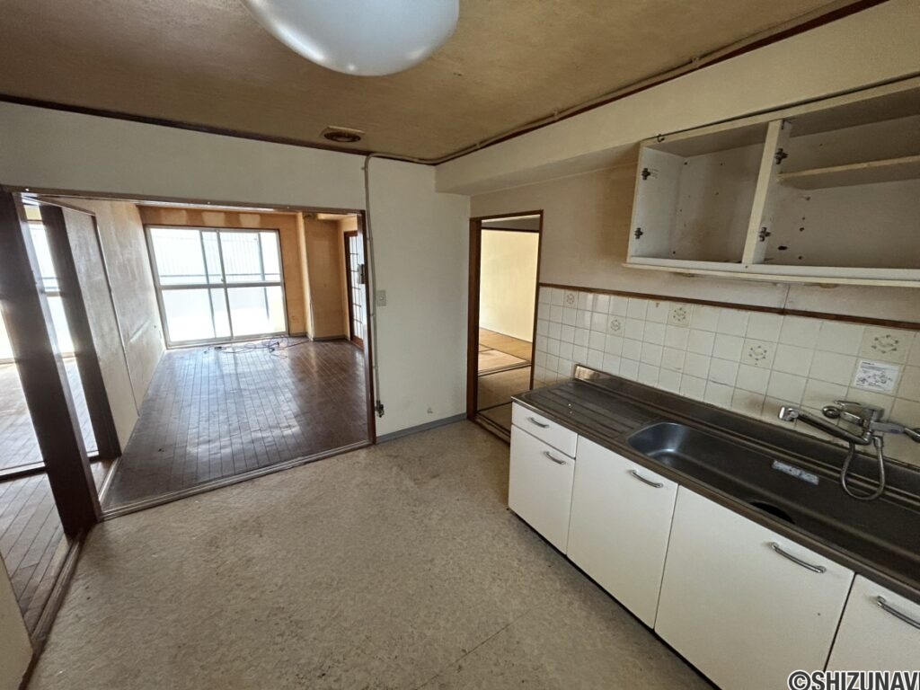 ダイニングキッチンの写真です。