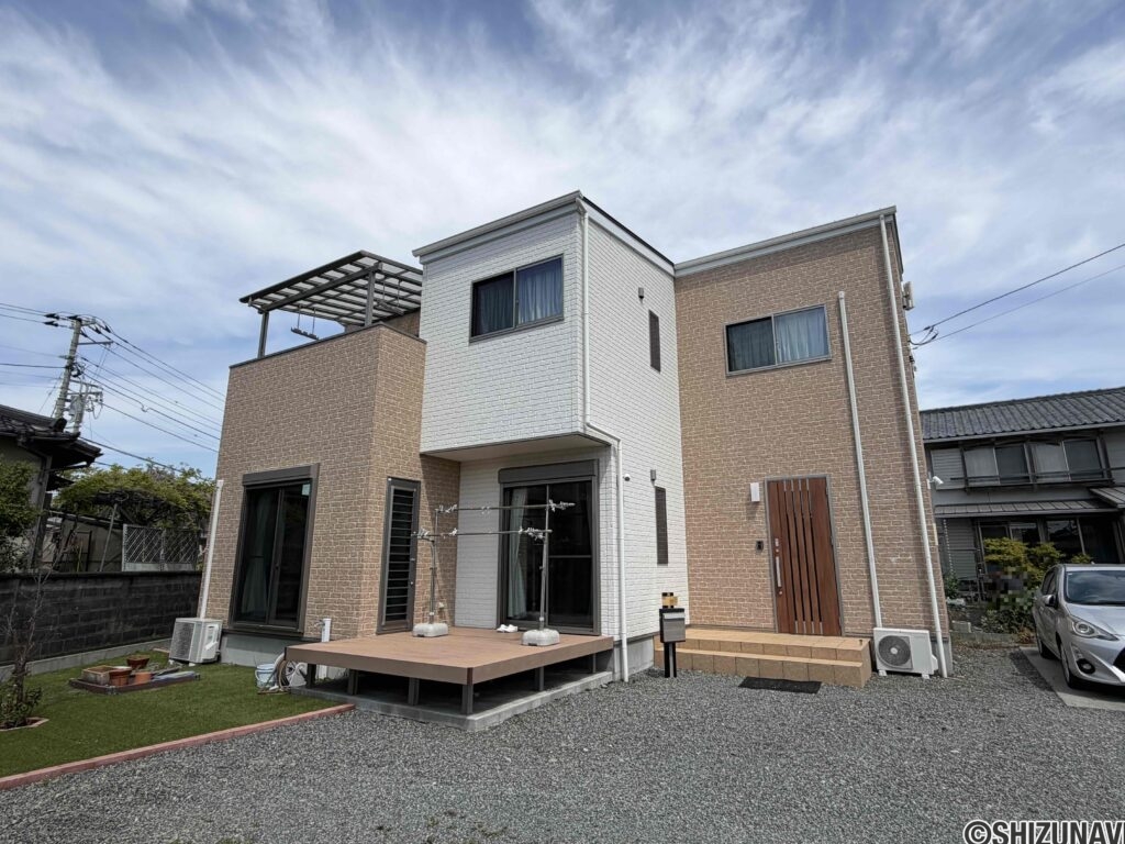 2020年築の築浅中古住宅です。