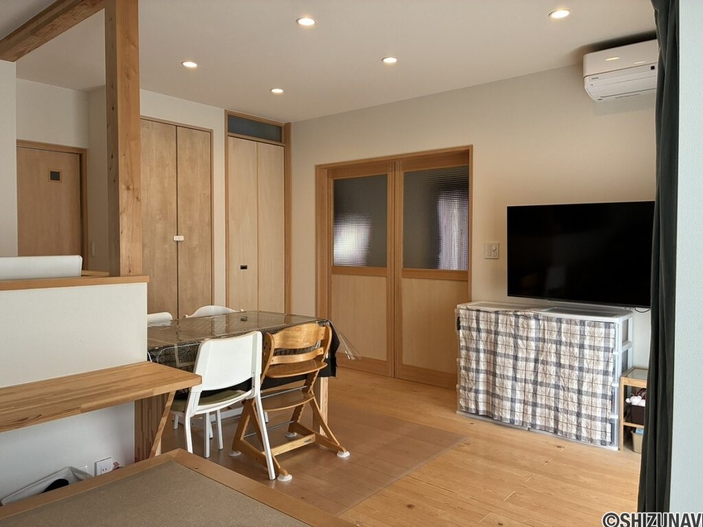 リビングダイニング