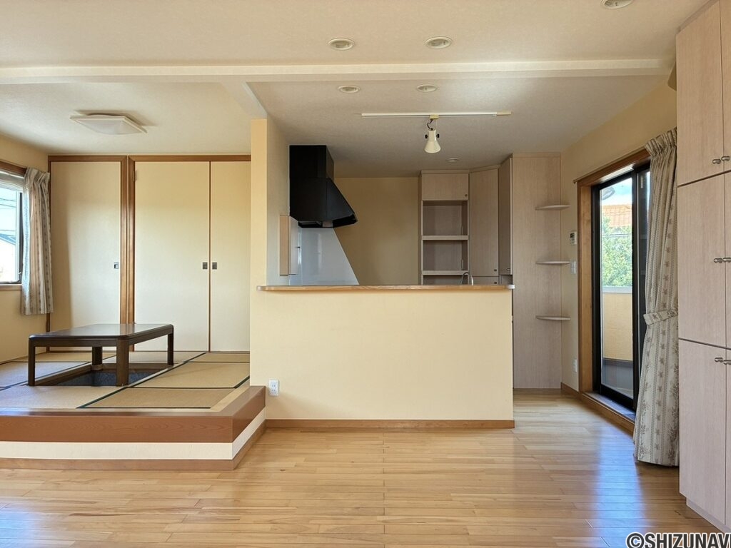 リビングダイニング