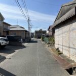 【前面道路(南向き)】