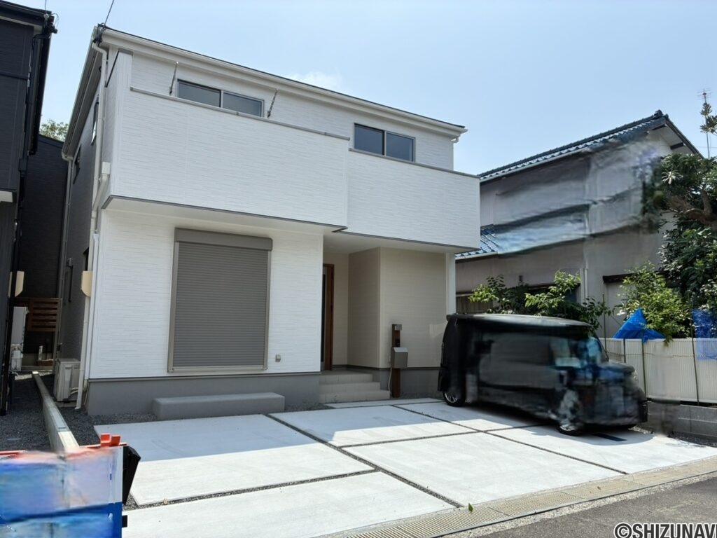 【2号棟】駐車場3台・間口8.6ｍ以上