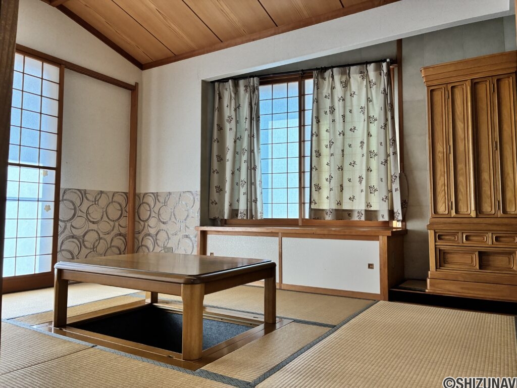 富士市伝法　4LDK+納戸+WIC　中古住宅の画像