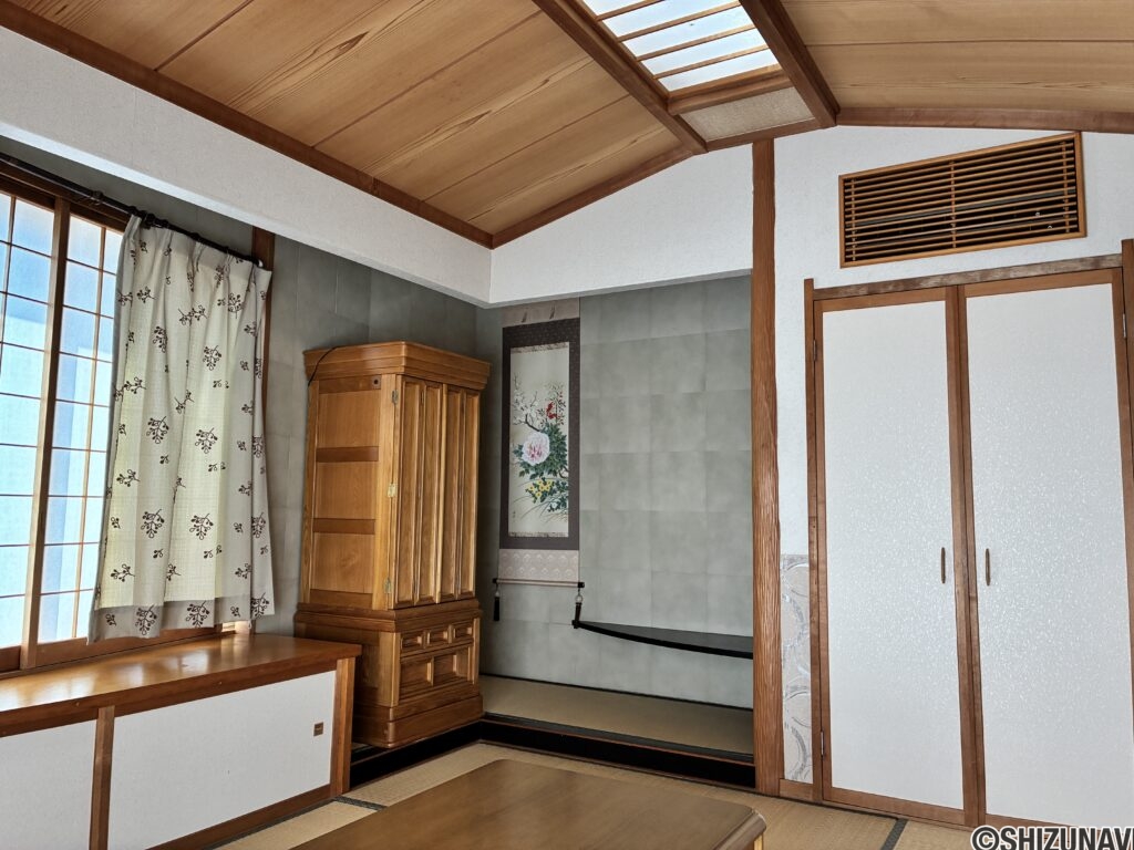 富士市伝法　4LDK+納戸+WIC　中古住宅の画像