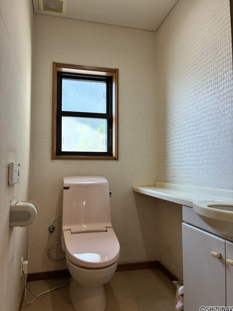 富士市伝法　4LDK+納戸+WIC　中古住宅の画像