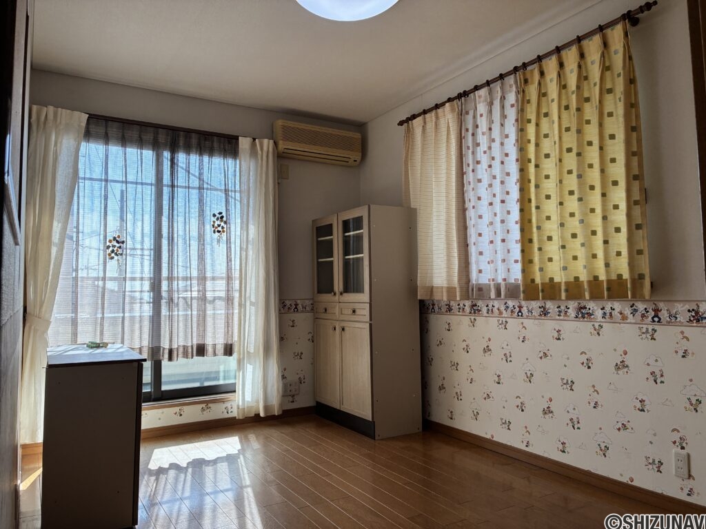 富士市伝法　4LDK+納戸+WIC　中古住宅の画像