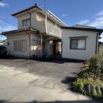 離れのある中古住宅です。