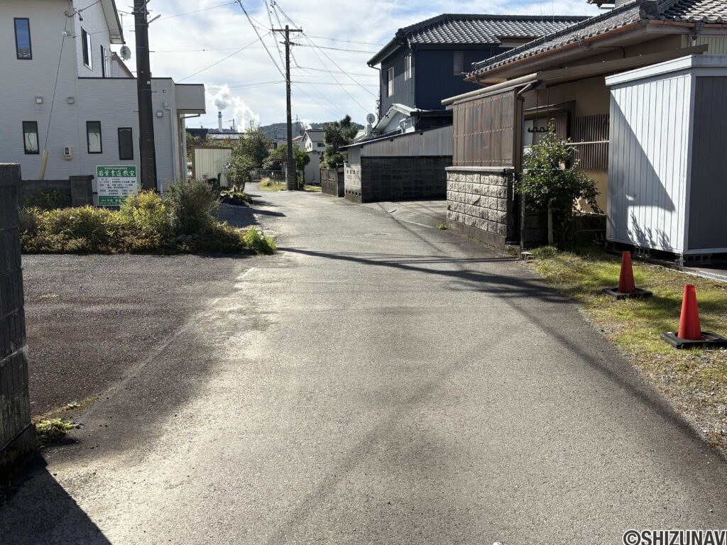 前面道路です。