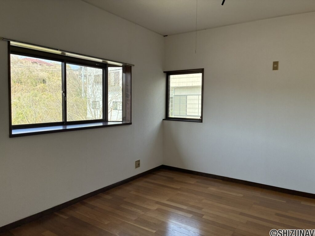 田方郡函南町上沢　中古住宅の画像