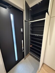 玄関収納たくさんあります！