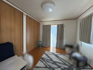 離れです。母屋と年代が異なります。
