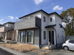 袋井市方丈6丁目　中古住宅の物件画像