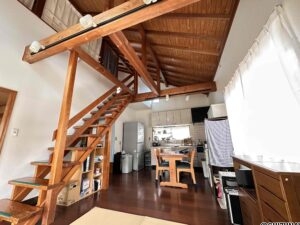 リビングは日当たりの良い寛ぎの空間。