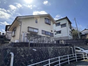 スーパー、ドラッグストアが徒歩圏内で便利な立地です。