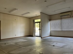 1階事務所内　別角度