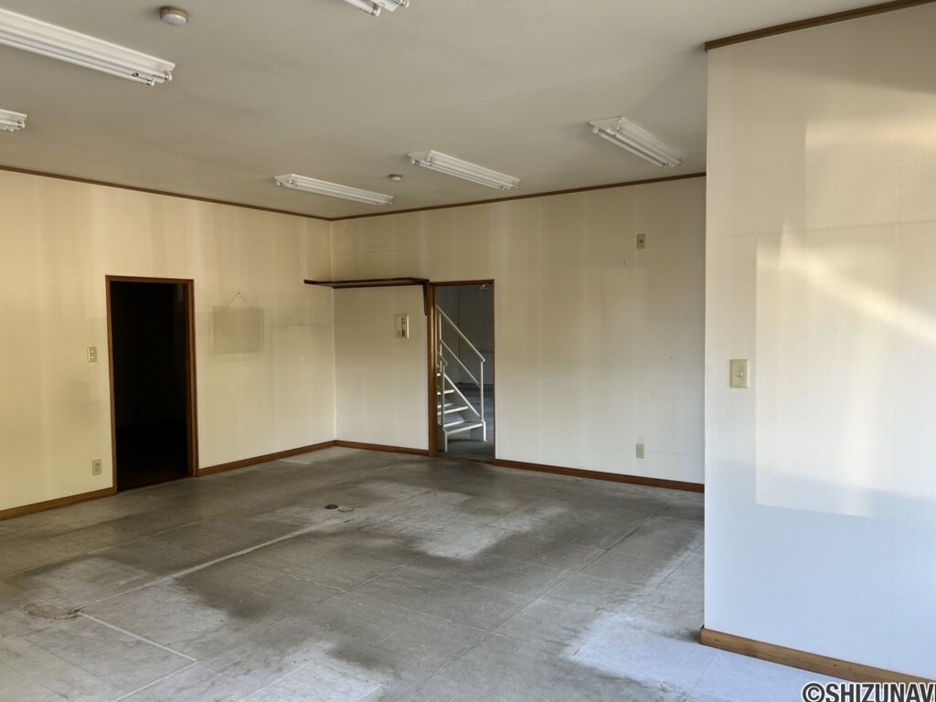 1階事務所内　別角度