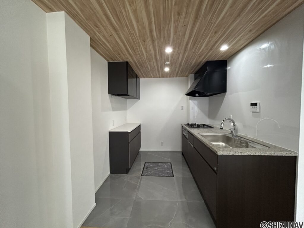 駿河区　マンション　キッチン