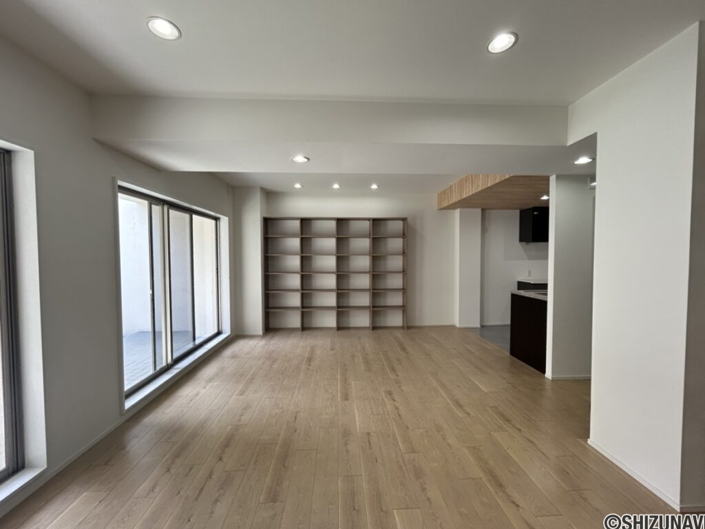 駿河区　マンション　リビング