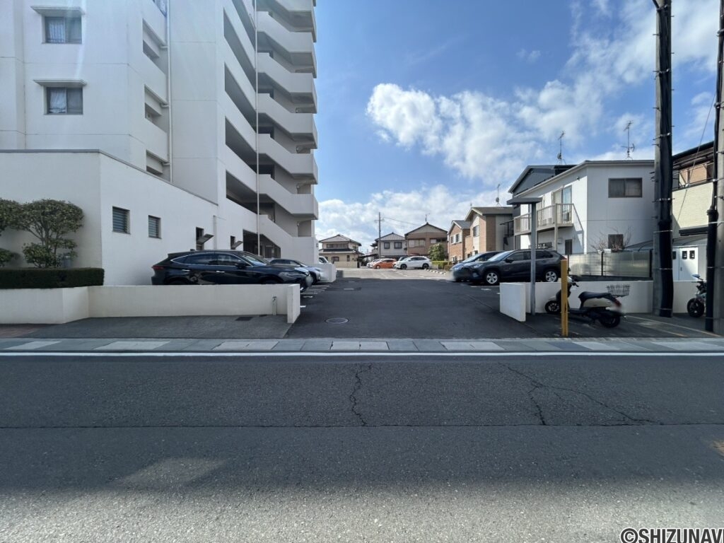 駿河区　マンション　駐車場