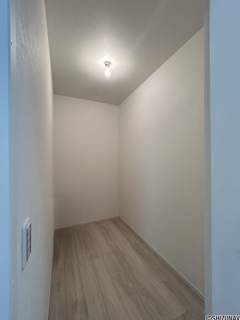 新築　駿河区　収納