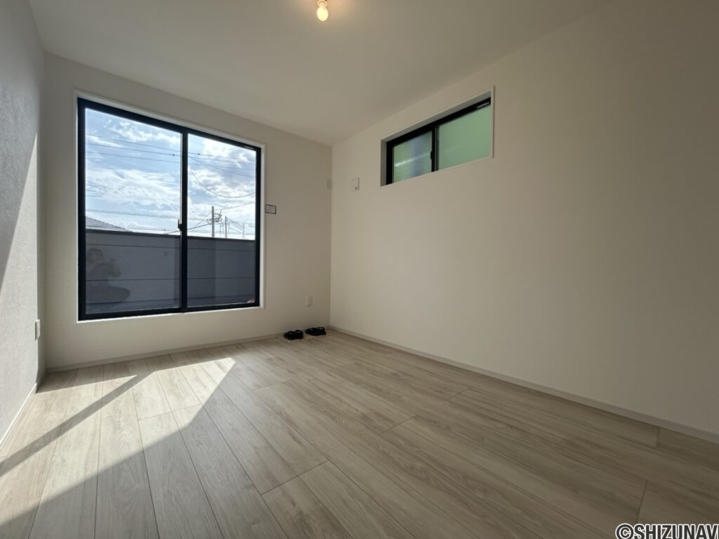 新築　駿河区　洋室