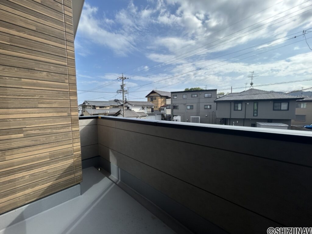 新築　駿河区　バルコニー