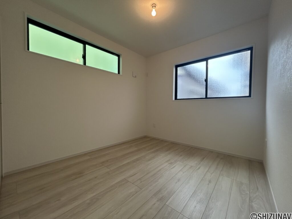 新築　駿河区　洋室