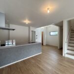 新築　駿河区　リビング