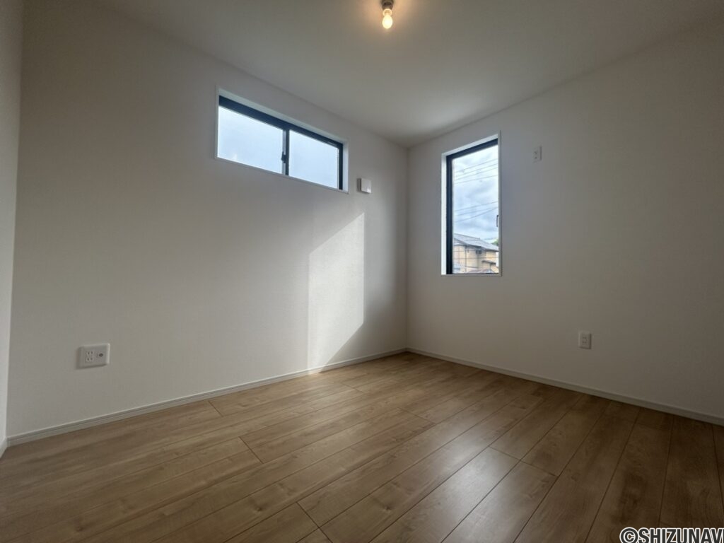 新築　駿河区　洋室