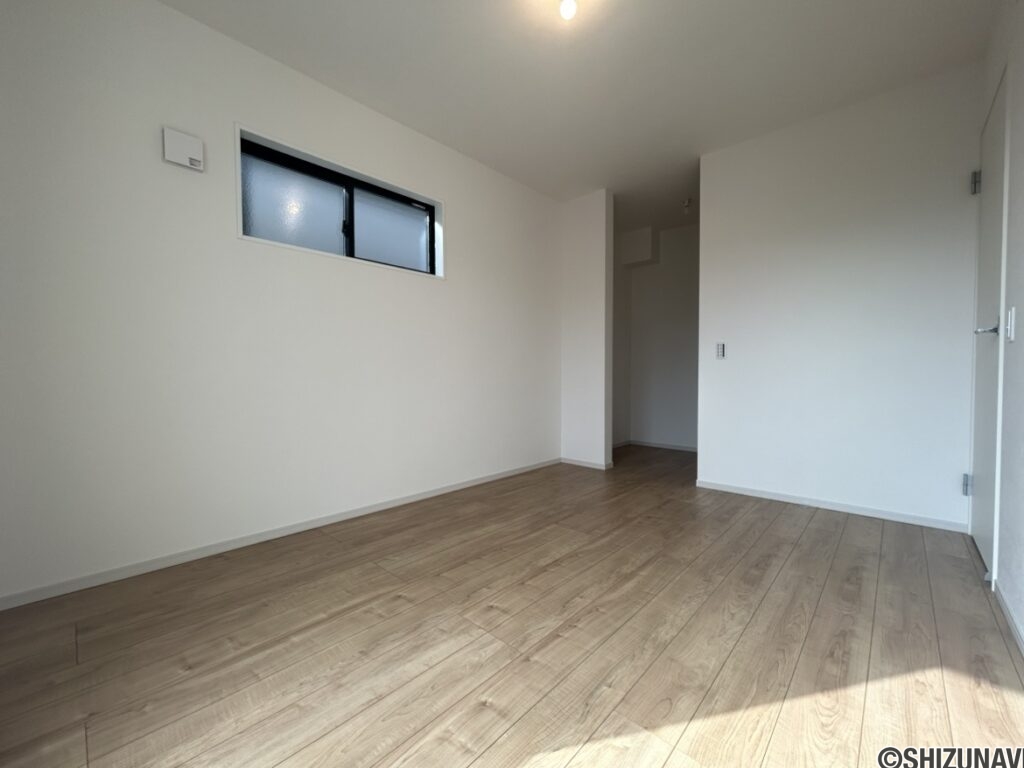 新築　駿河区　洋室