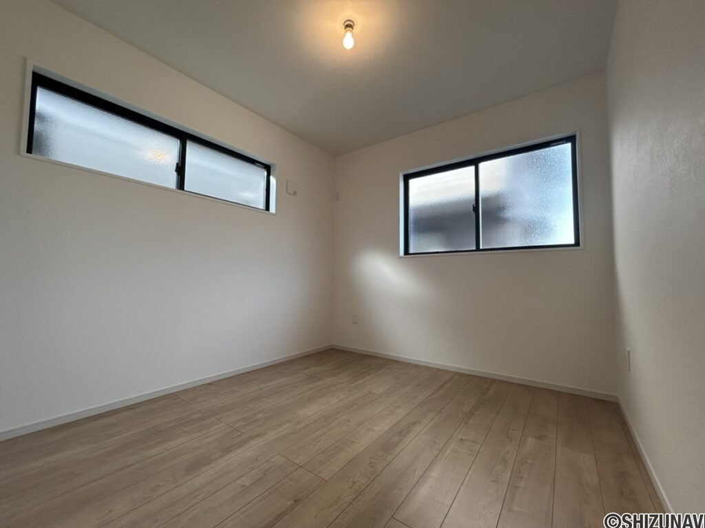 新築　駿河区　洋室