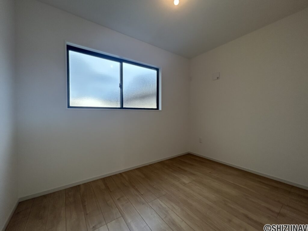 新築　駿河区　洋室