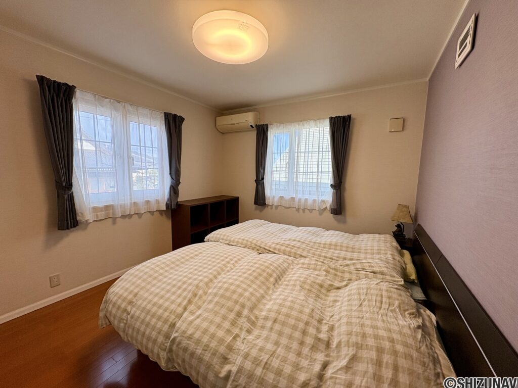 寝室にはWIC等の収納がございます。