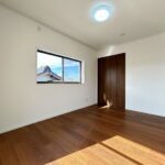 2階西側洋室　別角度です。