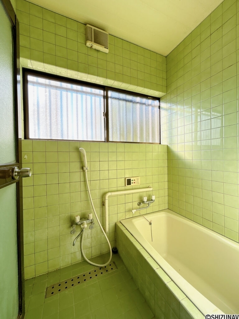 【浴室】