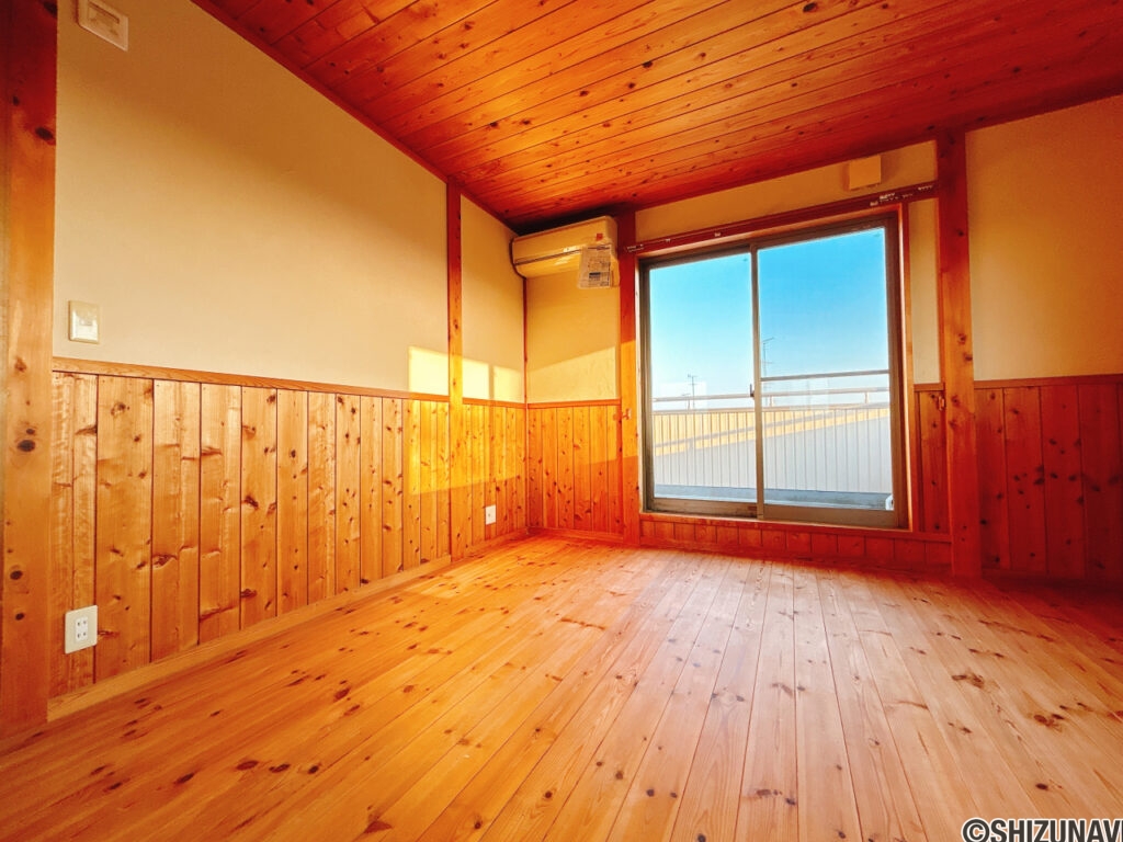 【3階洋室8帖】